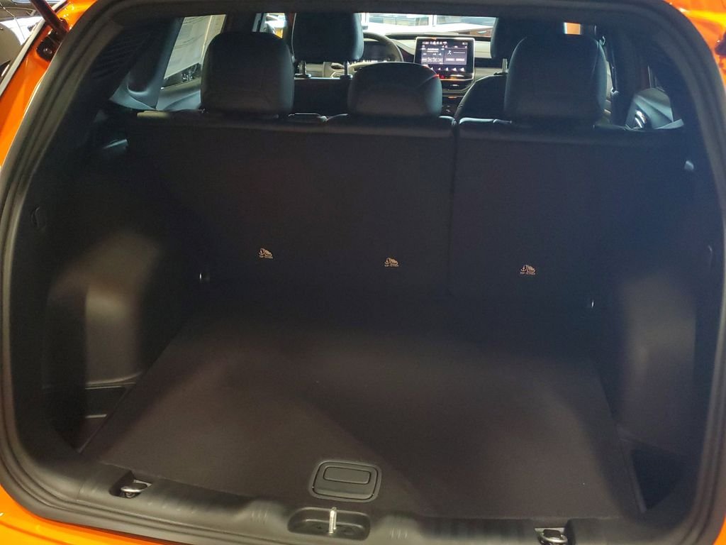 New 2026 Joose (DISC) Jeep Latitude image 6