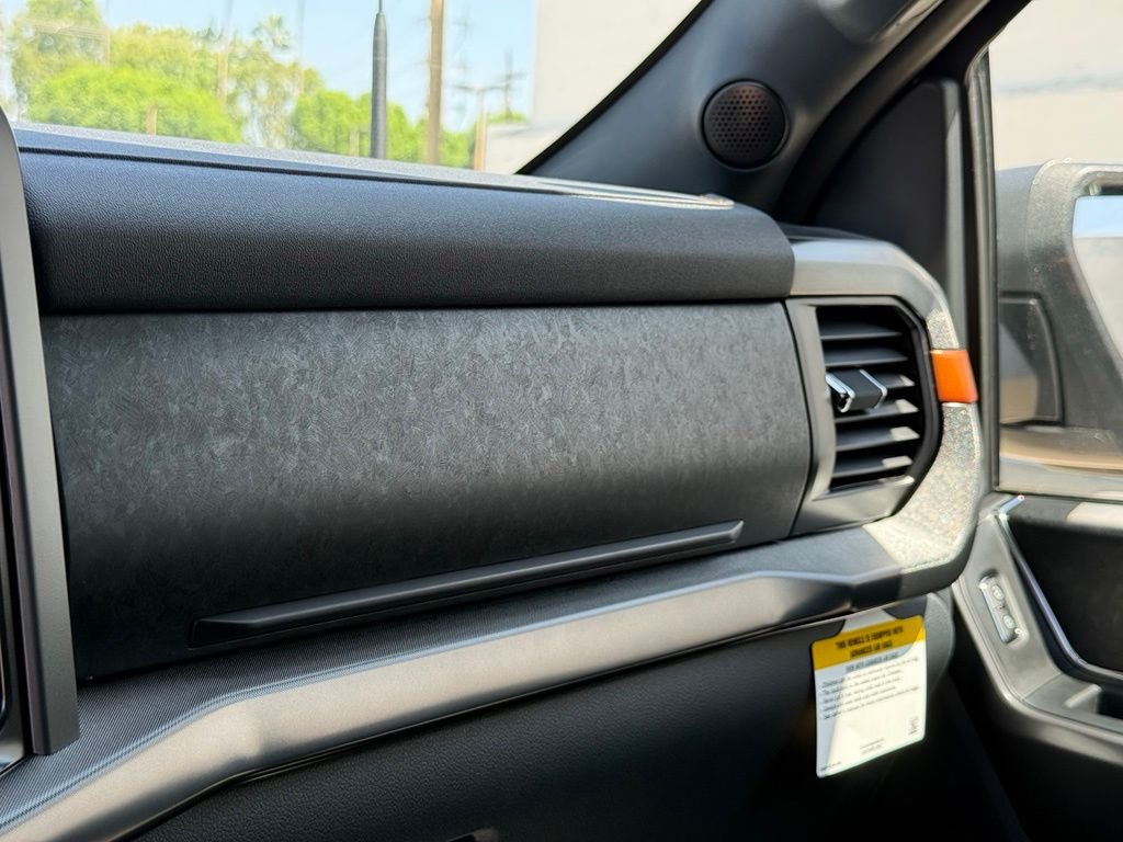 New 2026 Carbonized Gray Metallic Ford Tremor® image 8