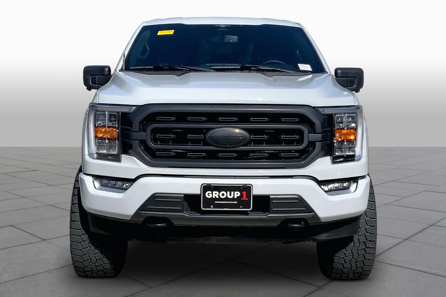 Used 2023 Avalanche Gray Ford XLT image 6