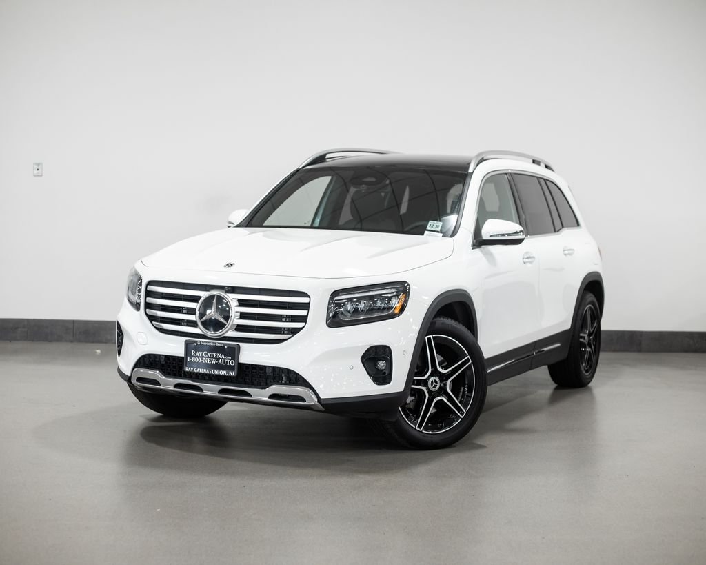 2026 Mercedes-Benz GLB GLB 250 4MATIC's photo