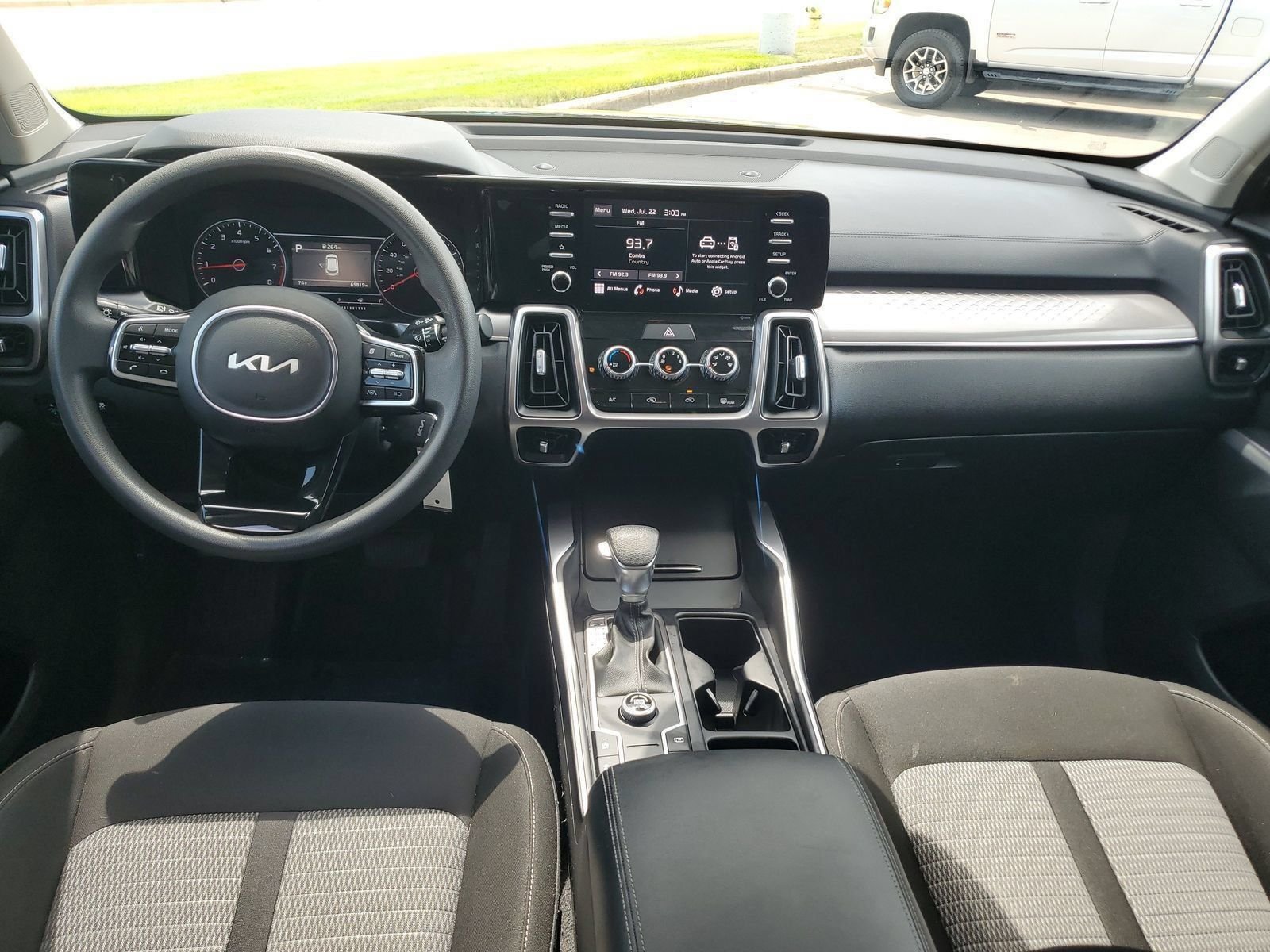 Used 2023 Black Kia LX image 11