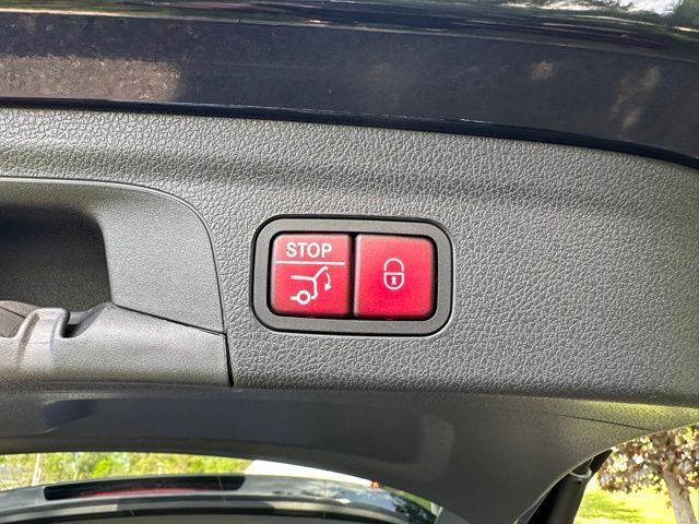 Certified Used 2024 Black Mercedes-Benz GLE 350 image 40