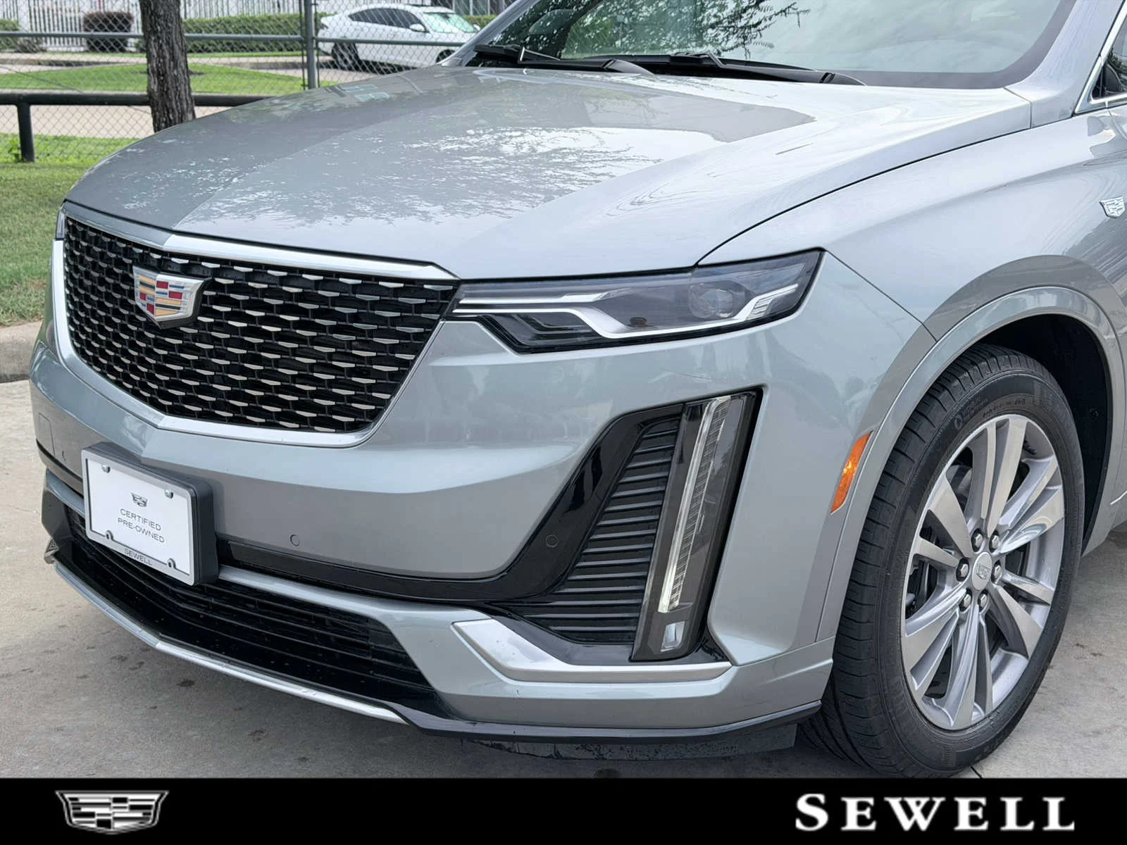 2024 Cadillac XT6 Premium Luxury Auto's photo