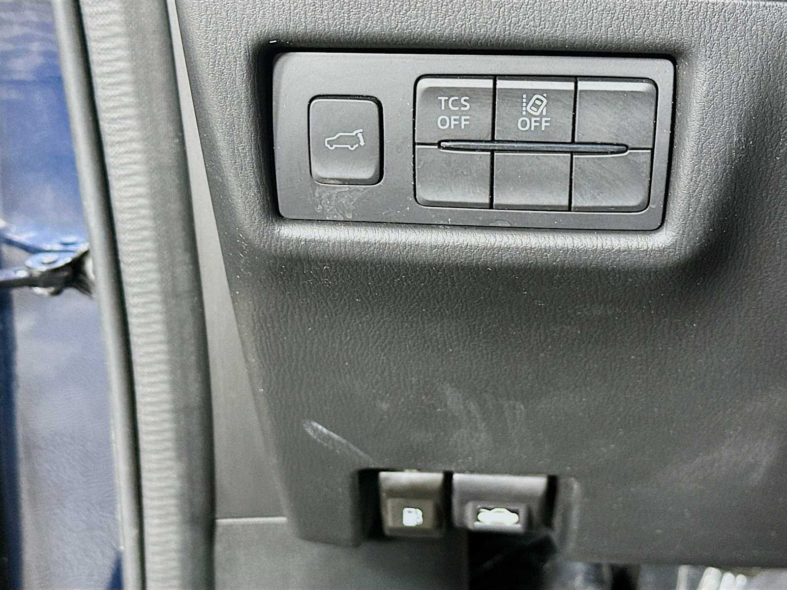 Used 2019 Deep Crystal Blue Mica Mazda Grand Touring image 10