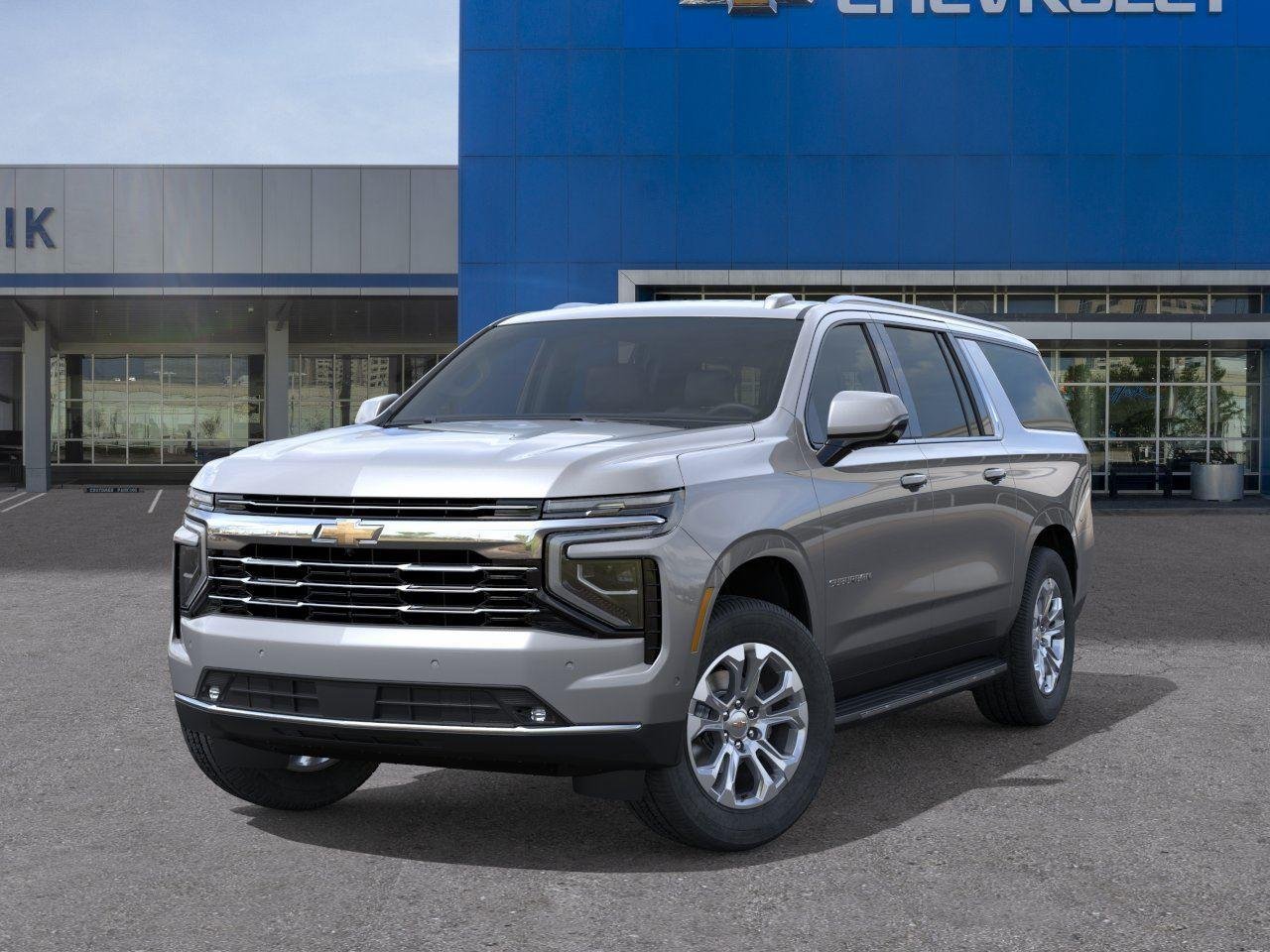 2026 Chevrolet Suburban LT - Photo 6