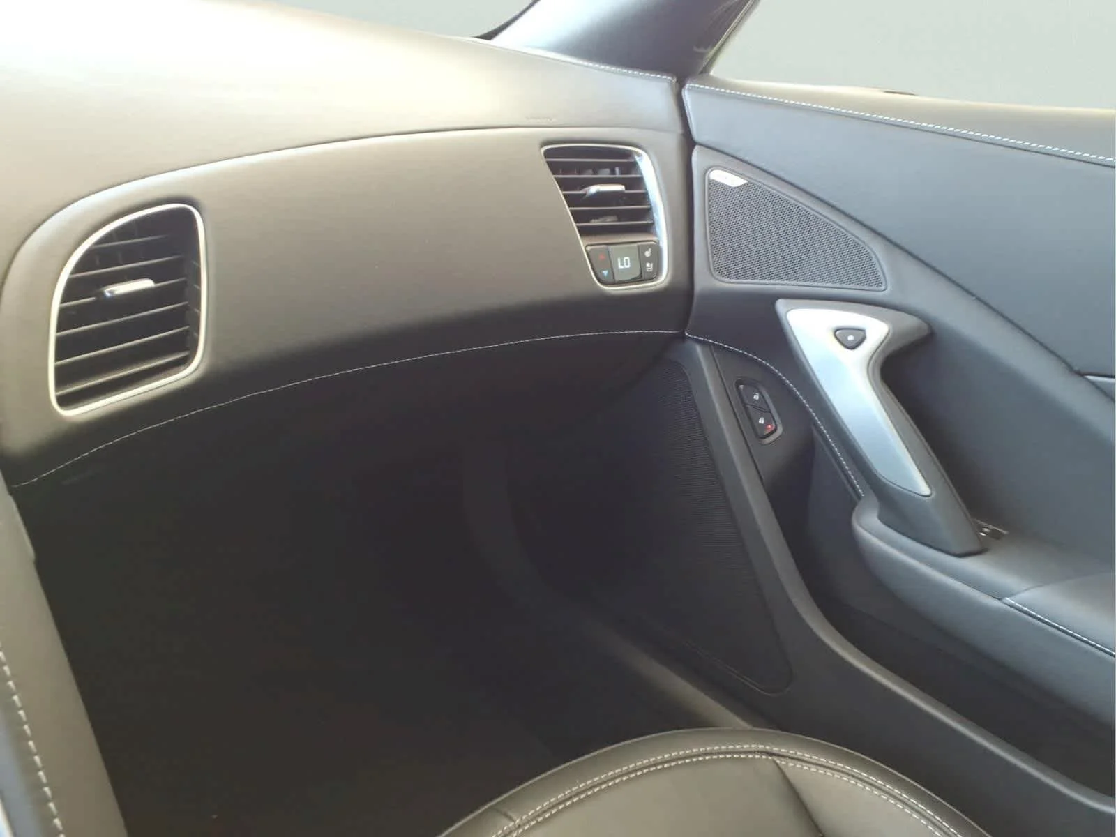 Used 2014 Arctic White Chevrolet Z51 3LT image 30