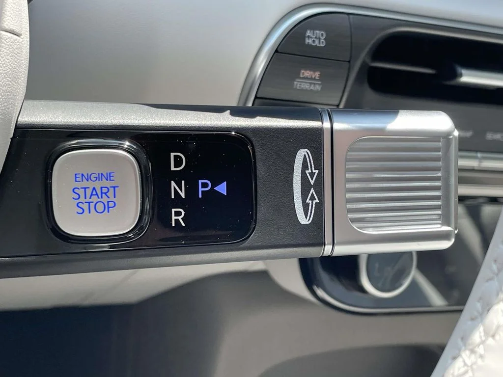 New 2026 White Hyundai SEL image 25