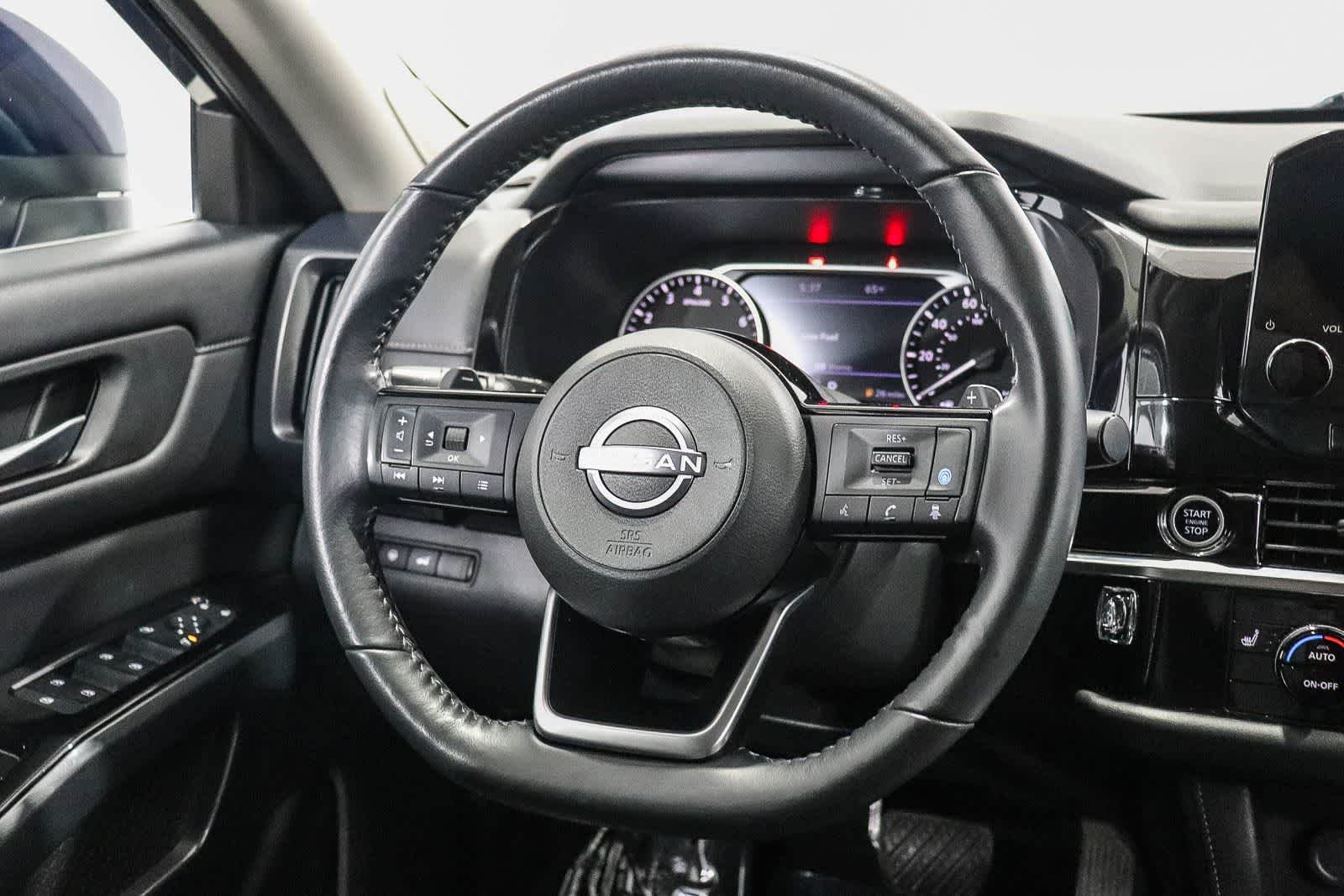 Used 2022 Deep Ocean Blue Pearl Nissan SL image 16