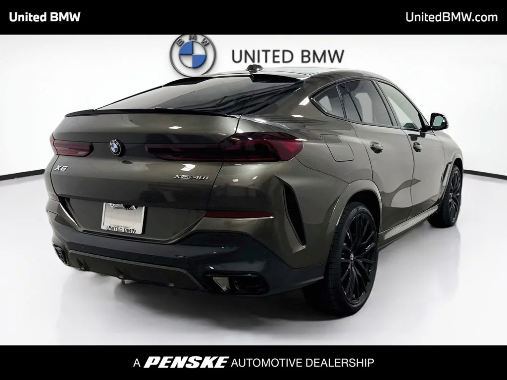 New 2027 Manhattan Green Metallic BMW xDrive40i image 5