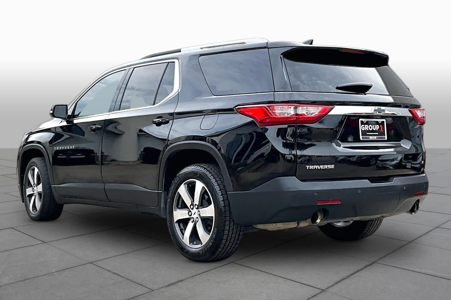 Used 2018 Mosaic Black Metallic Chevrolet LT Leather image 12