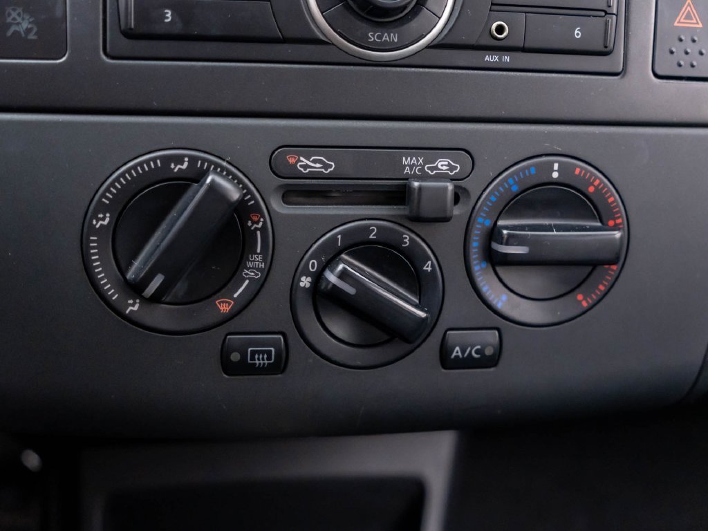 Used 2012 Arctic Blue Nissan 1.8 S image 23