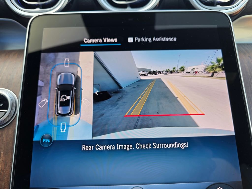 New 2026 Polar White Mercedes-Benz GLC 300 image 27