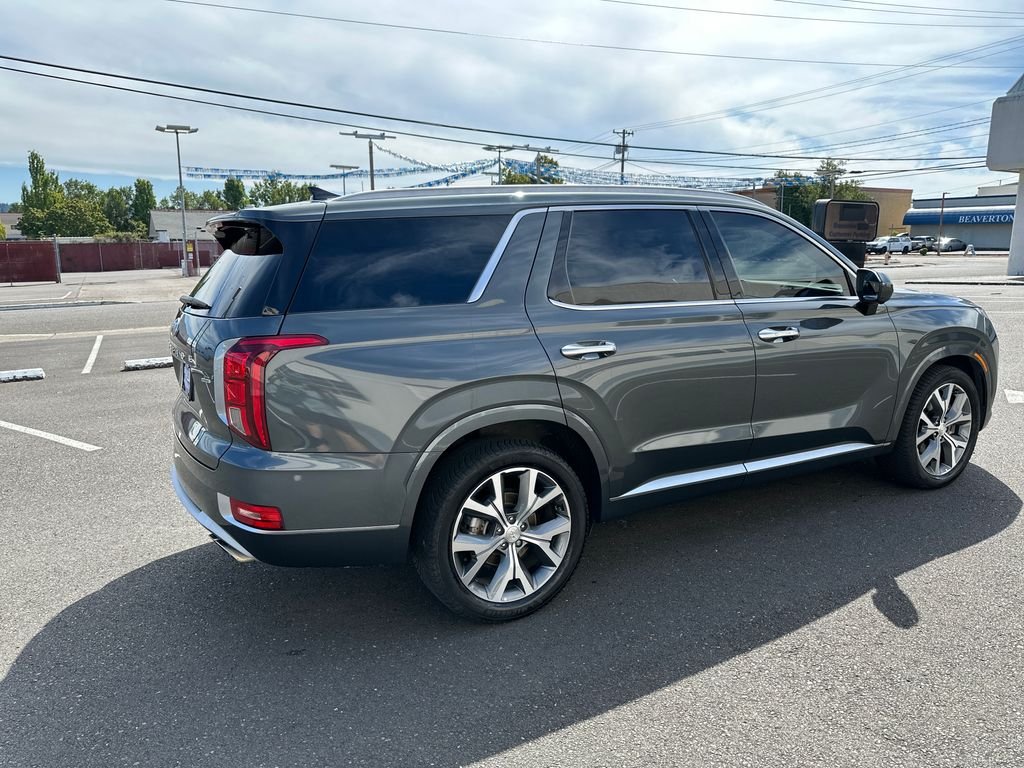 Used 2022 Gray Hyundai Limited image 6