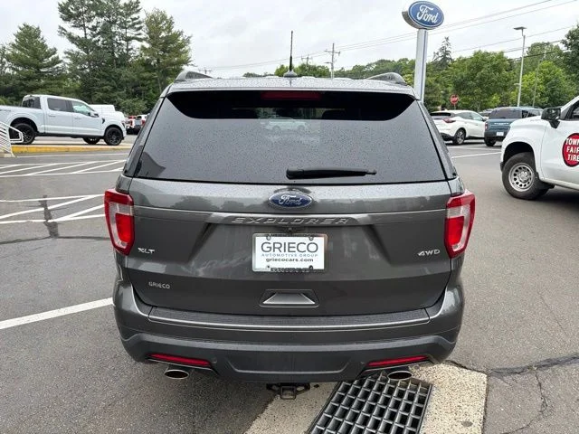 Used 2018 Gray Ford XLT image 6
