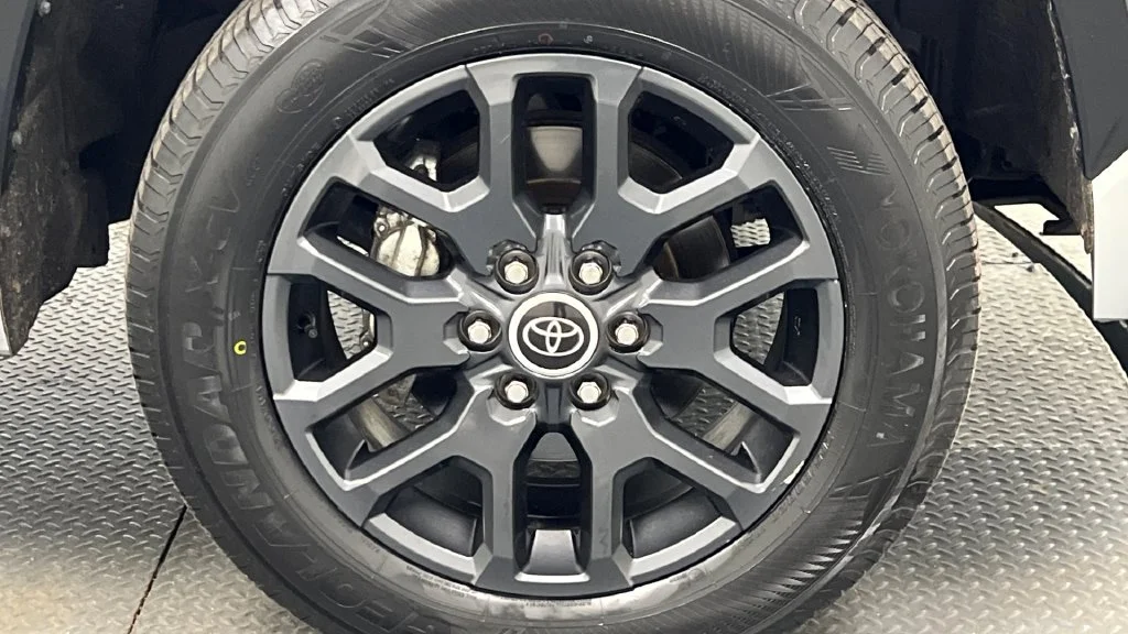 Used 2023 Silver Toyota Platinum image 21