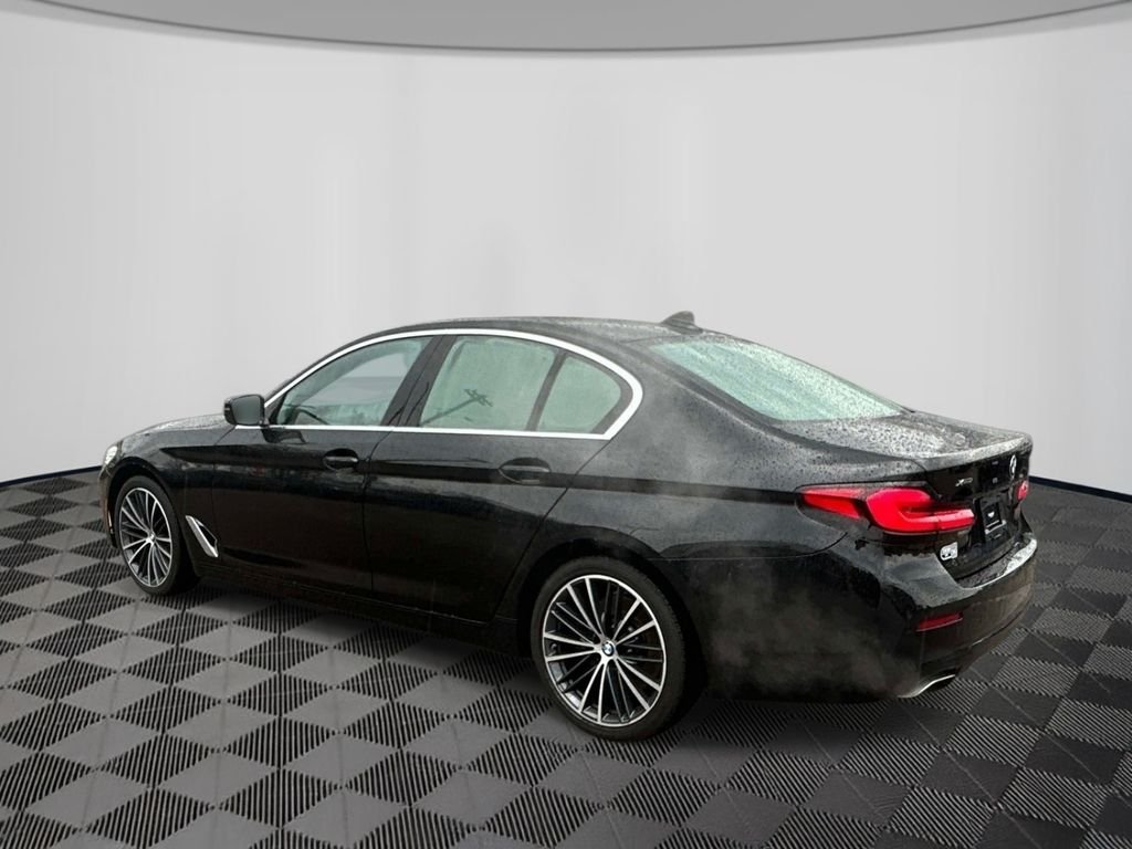Used 2022 Black BMW 540i xDrive image 7