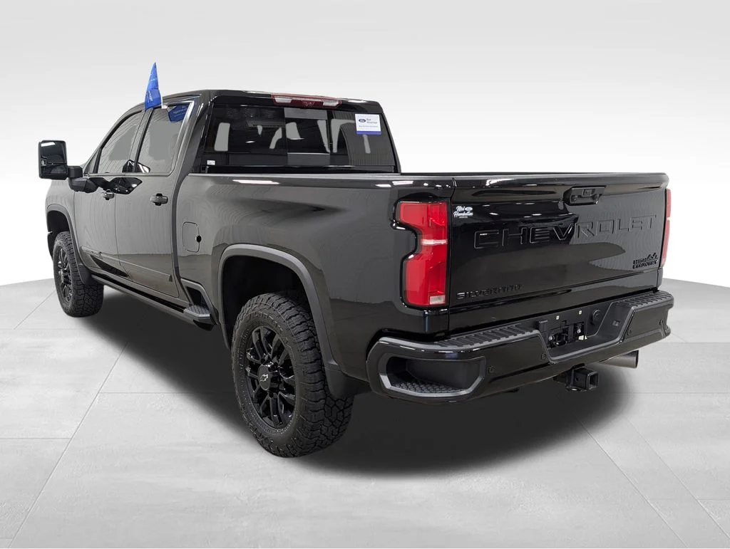 Certified Used 2025 Black Chevrolet High Country image 31