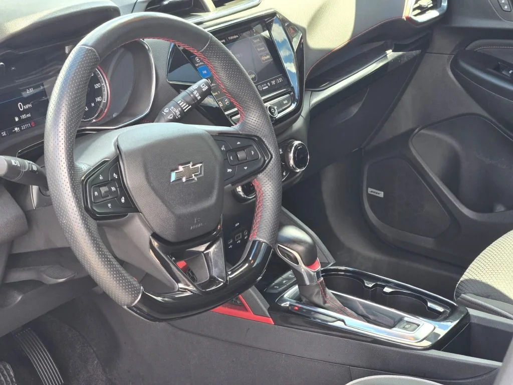 Used 2022 White Chevrolet RS image 23