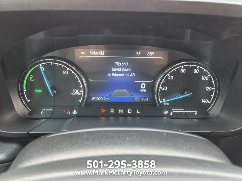 Used 2022 Orange FORD LARIAT FWD SUPERCREW image 23