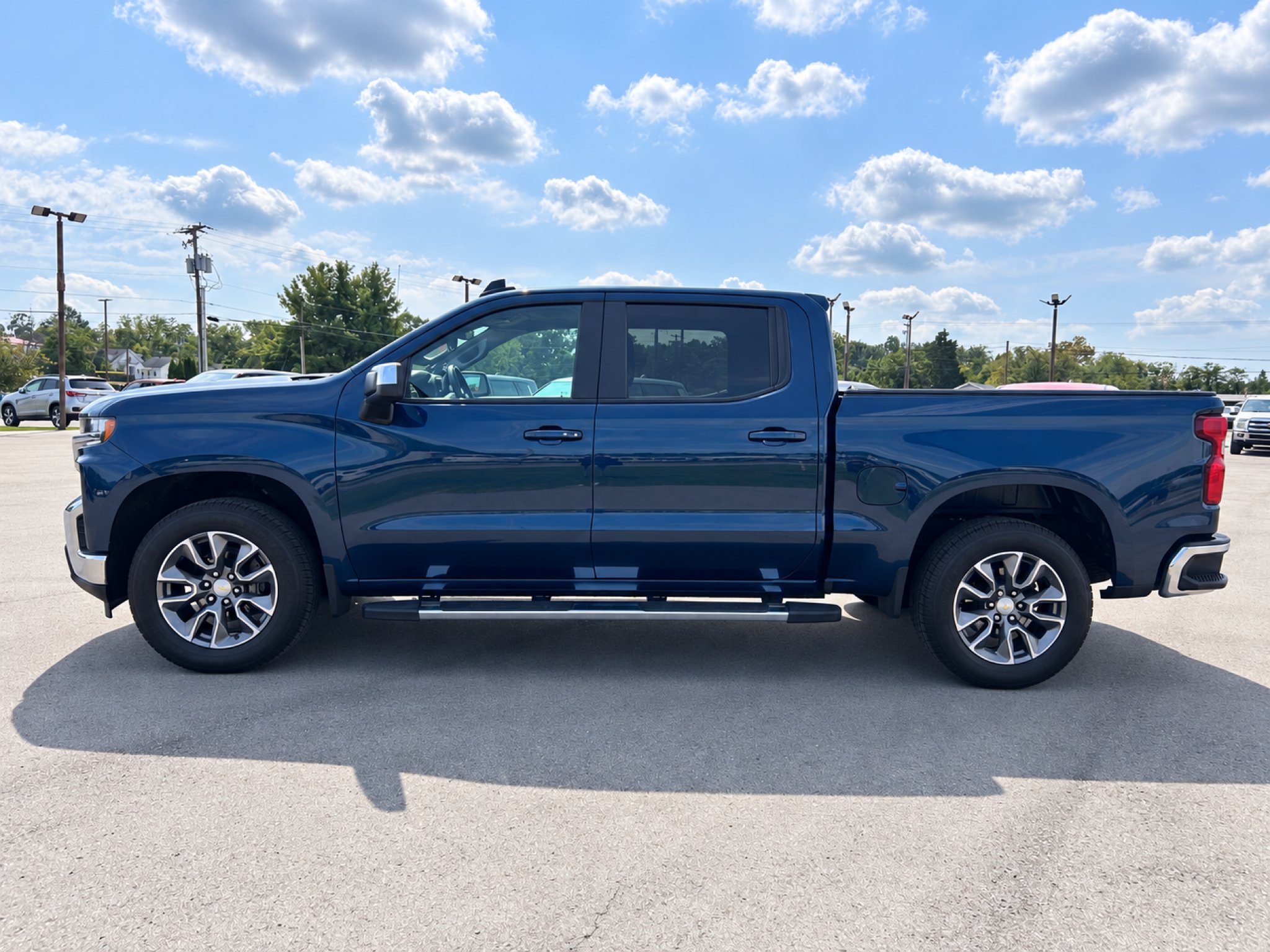 Used 2022 Northsky Blue Metallic Chevrolet LT image 3