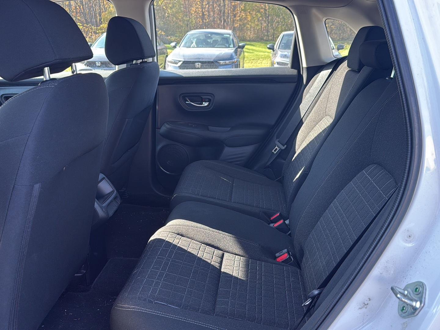 Used 2024 Platinum White Pearl Honda LX image 13