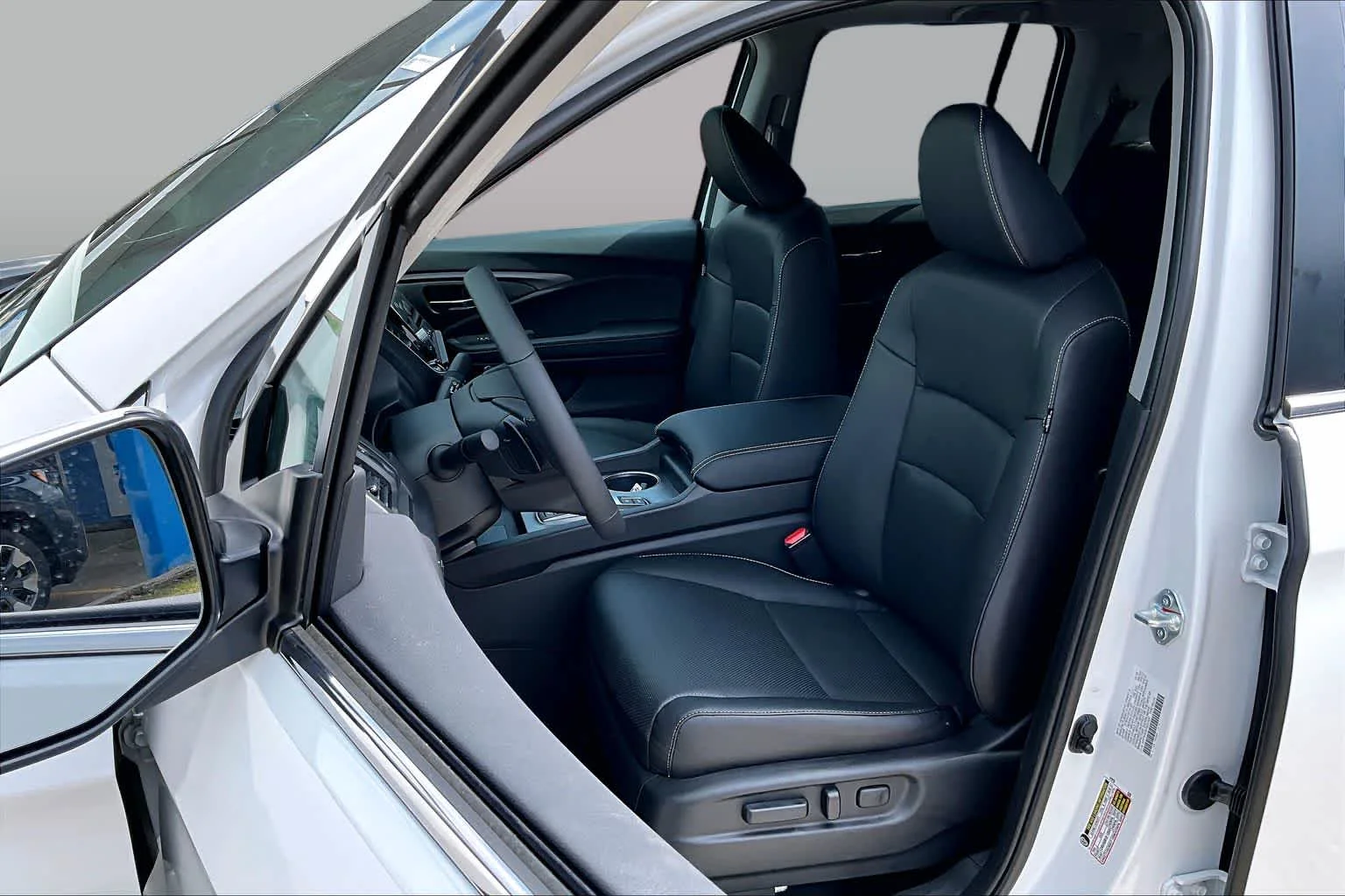 New 2026 Platinum White Pearl Honda RTL image 9
