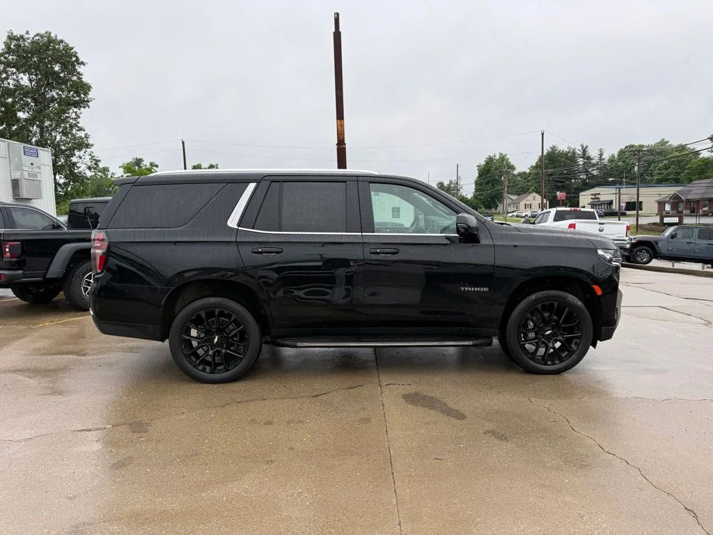 Used 2022 Black Chevrolet LT image 5