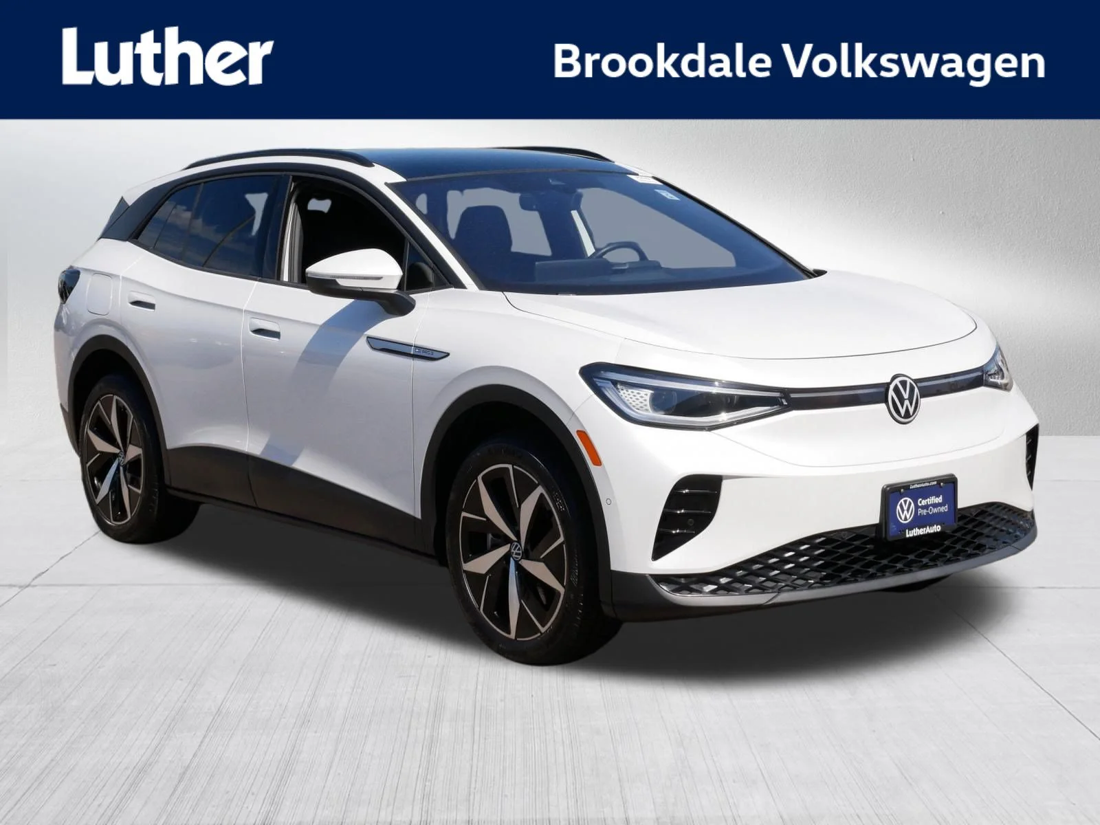 Certified Used 2023 Opal White Pearl Volkswagen Pro S image 1