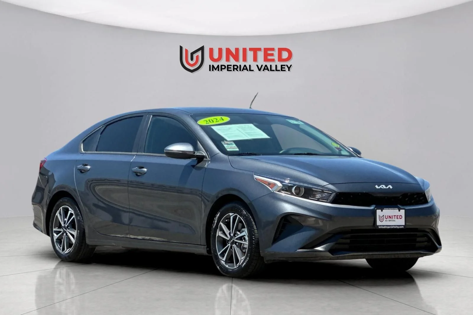 Used 2024 Kia Forte LXS with VIN 3KPF24ADXRE721542 for sale in Imperial, CA
