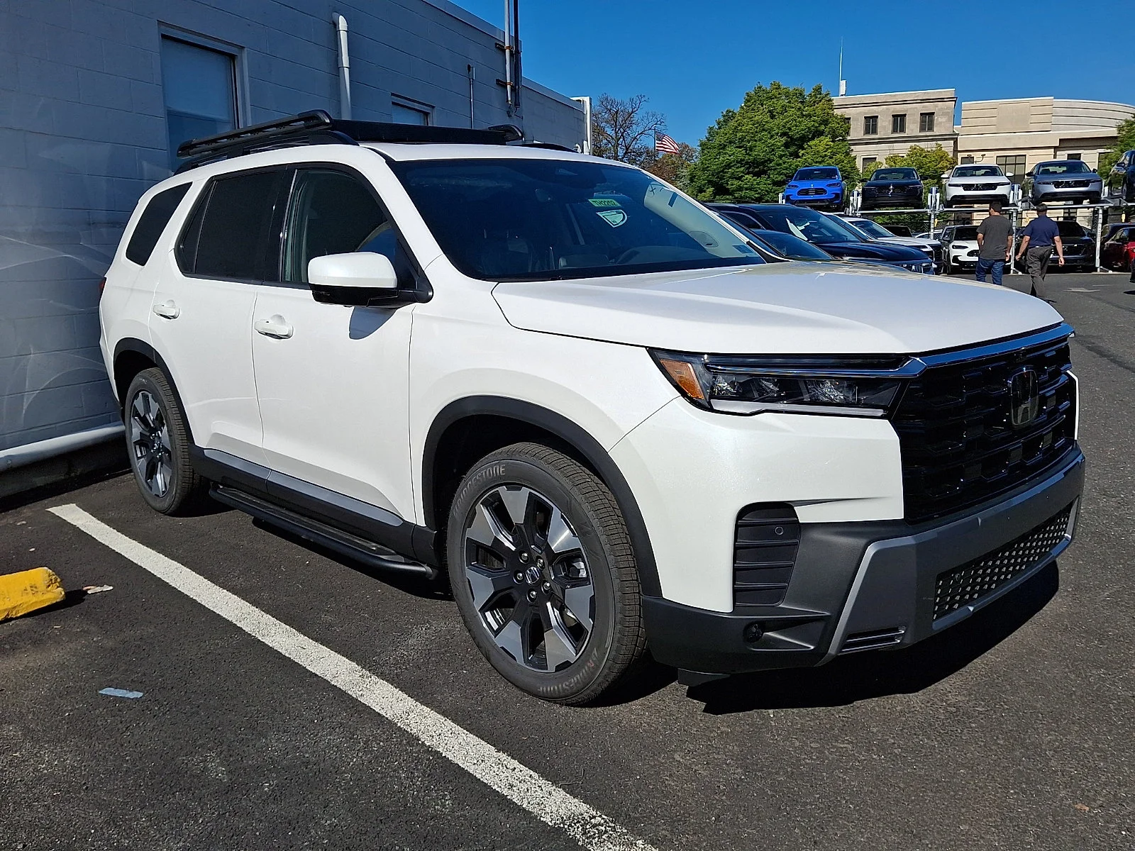 New 2026 Platinum White Pearl Honda Touring image 3