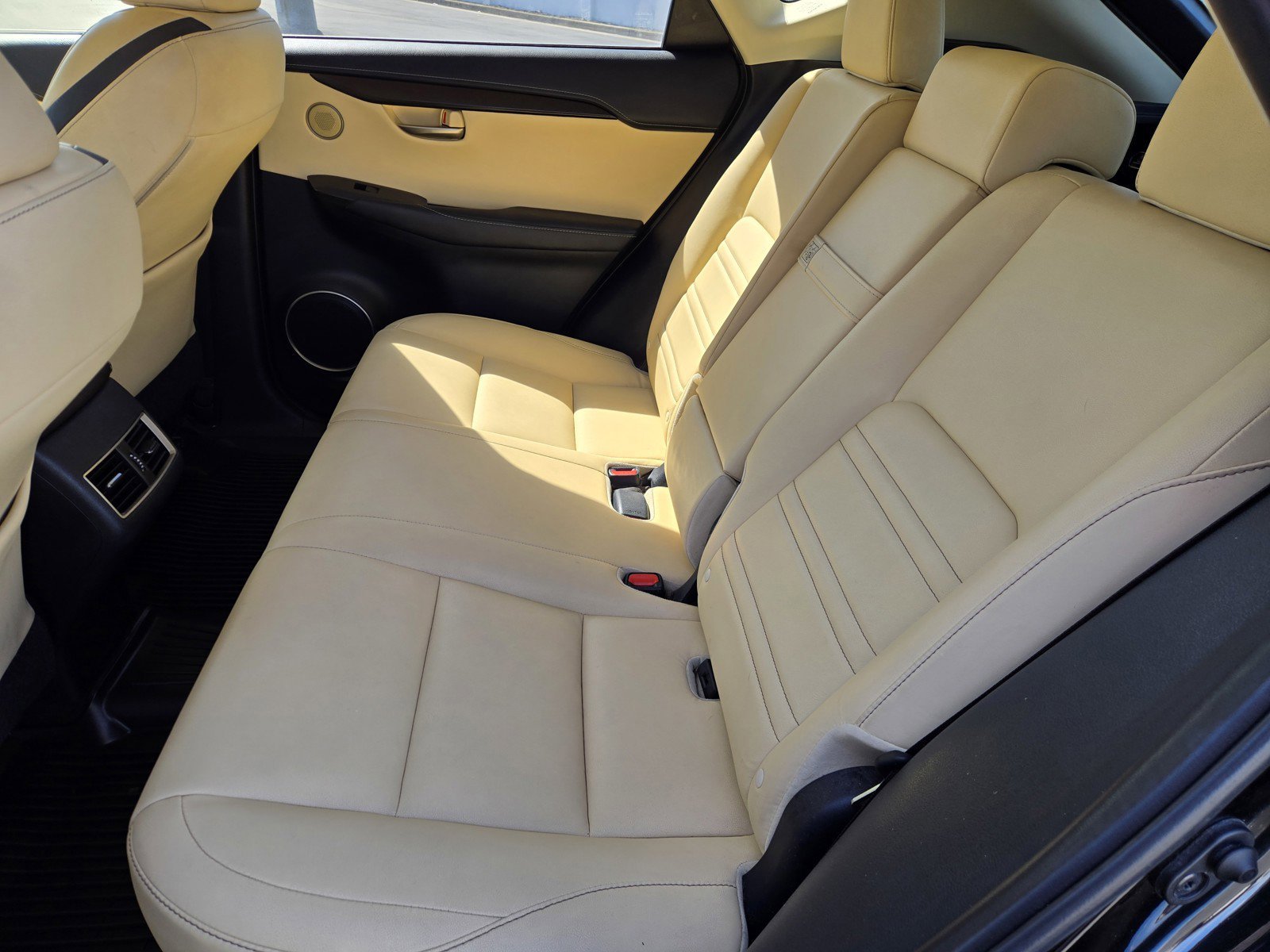 Used 2016  Lexus FSPORT image 11