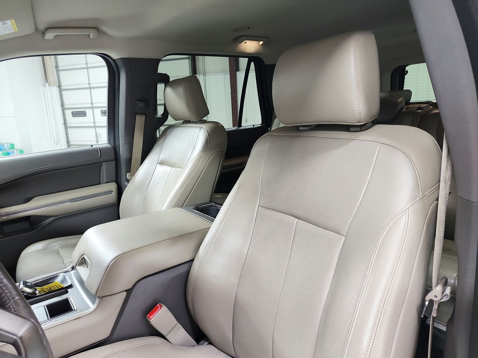 Used 2018 White Ford XLT image 10