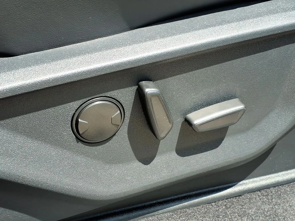 New 2026 Marsh Gray Ford Tremor image 12