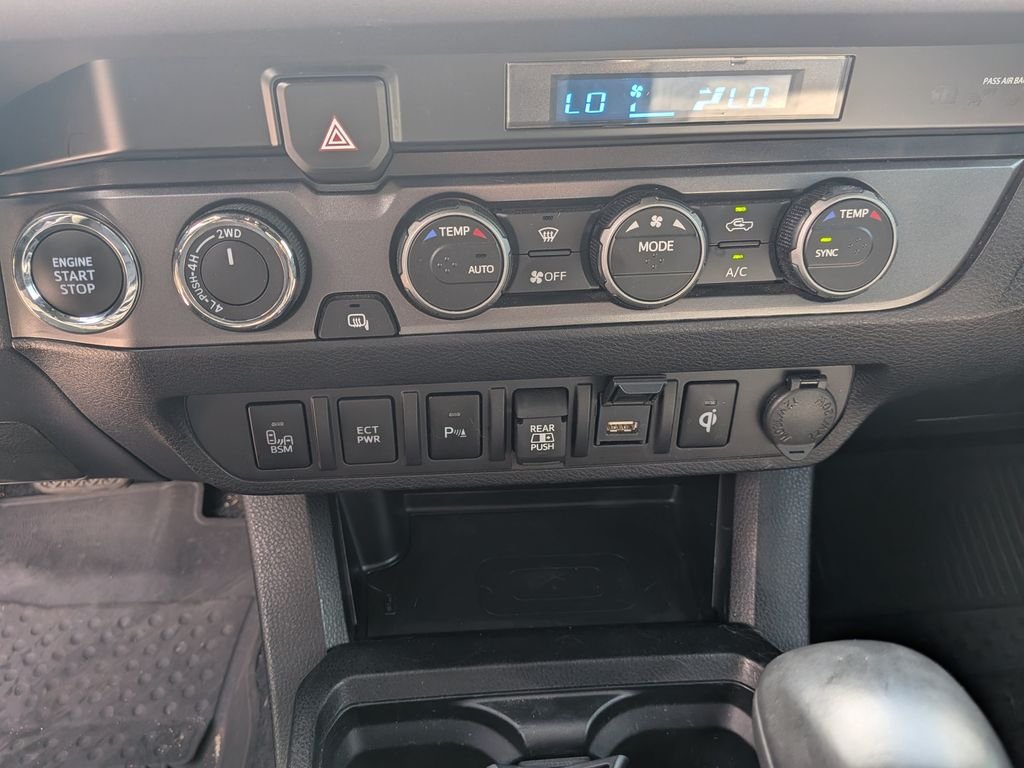 Certified Used 2023  Toyota TRD Off-Road image 21