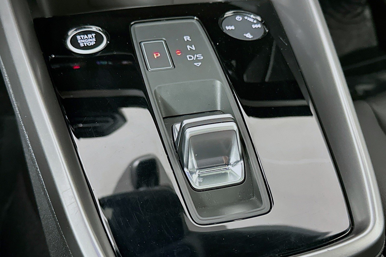 Used 2023 Ibis White Audi Premium image 7