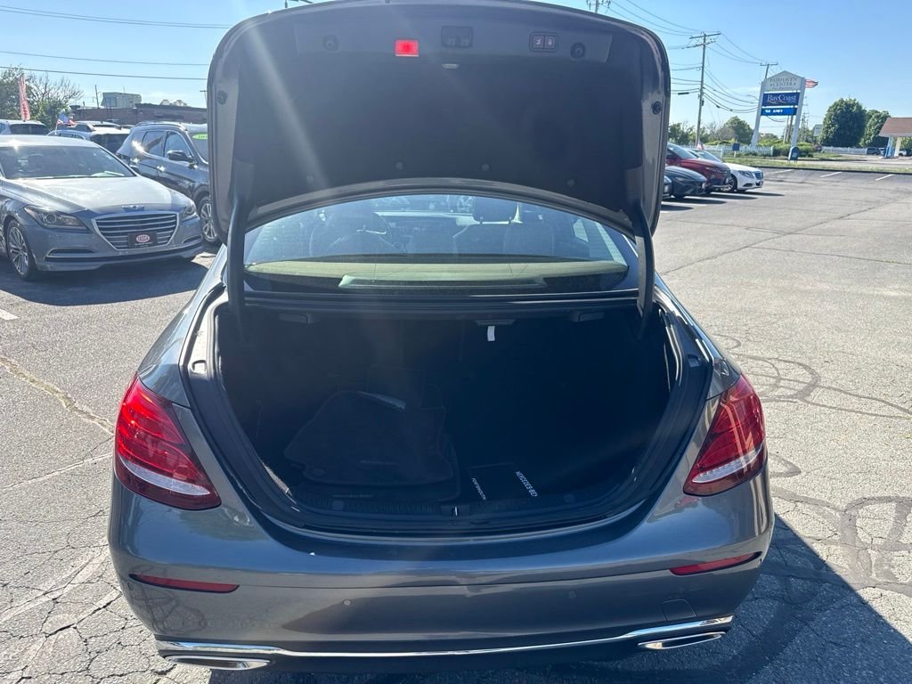 2017 Mercedes-Benz E-Class E300 - Photo 9