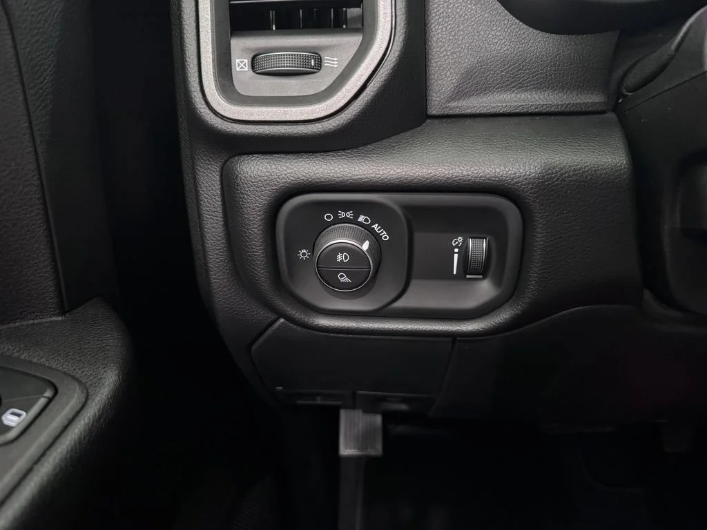 2026 RAM Ram 3500 Pickup Tradesman - Photo 24