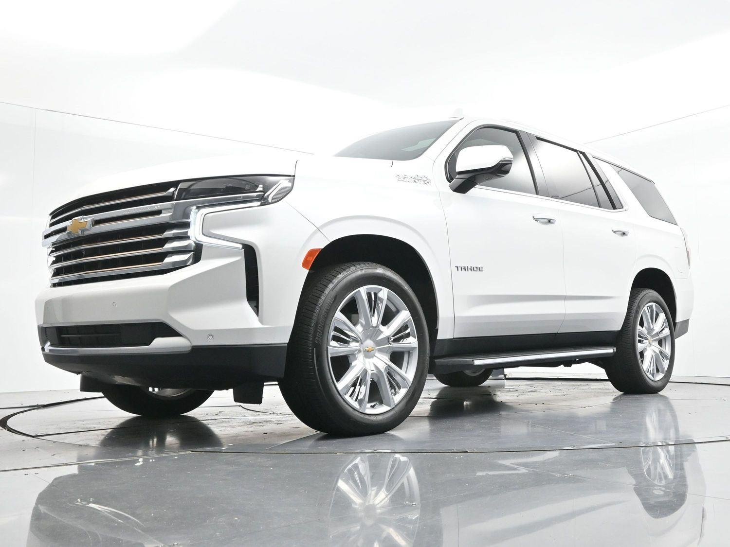 Used 2024 Iridescent Pearl Tricoat Chevrolet High Country image 48