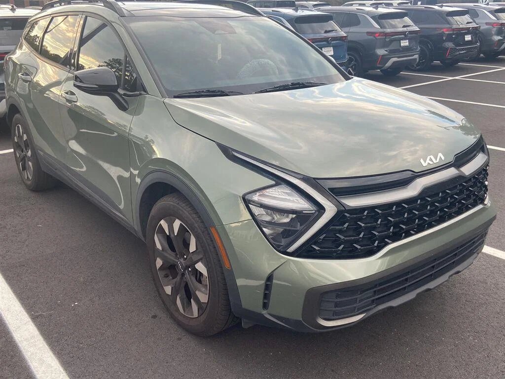 Used 2023 Jungle Green Kia X-Line image 3