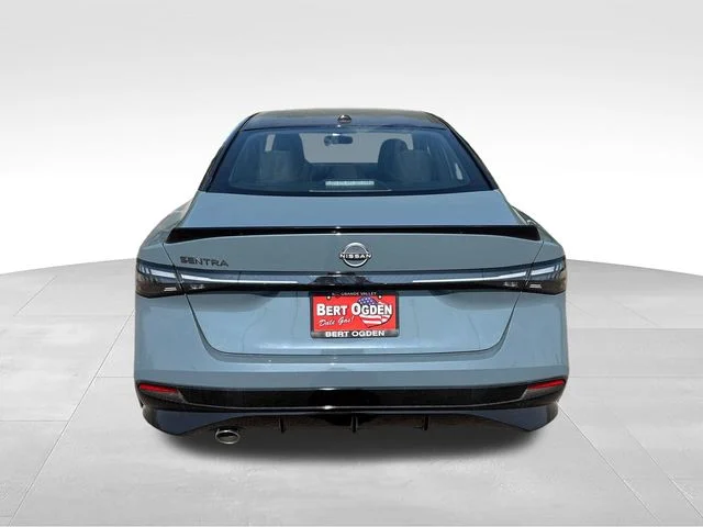 New 2027 Atlantic Gray Metallic / Super Black Two-tone Nissan SR image 6