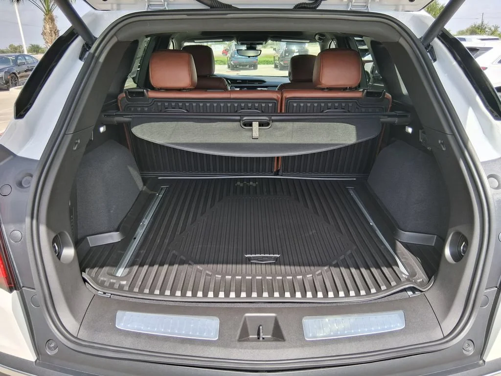 2026 Cadillac XT5 Premium Luxury - Photo 6