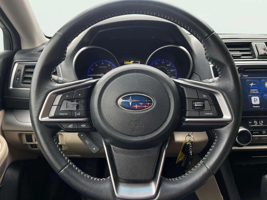 Used 2018 Dark Blue Pearl Subaru 2.5i Premium image 15