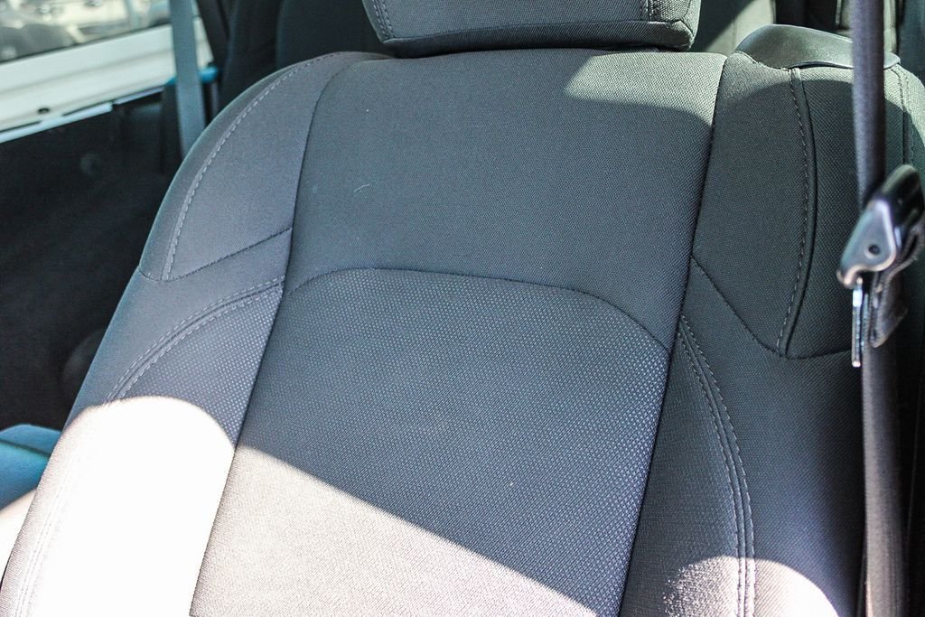 Used 2020 Bright White Clearcoat Jeep Sport S image 25