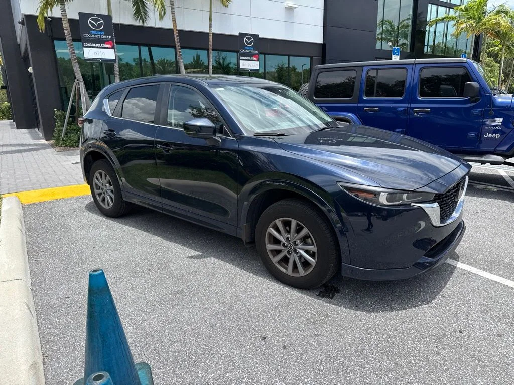 Used 2024 Crystal Blue Mazda 2.5 S Select Package image 3