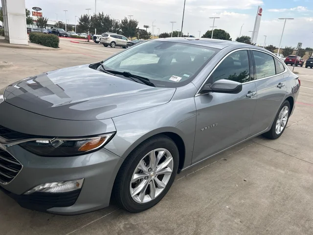 Pre-Owned 2024 Chevrolet Malibu LT