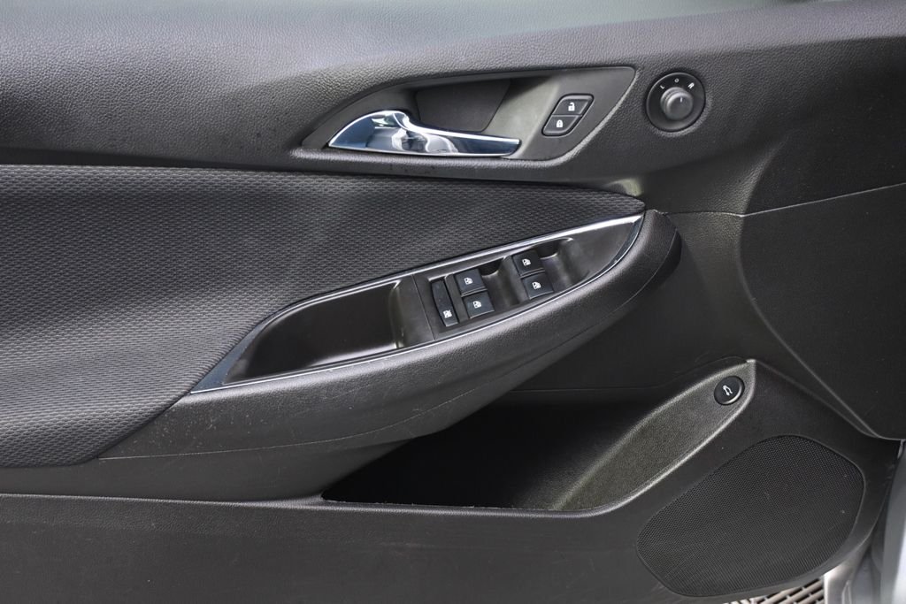 Used 2017 Silver Ice Metallic Chevrolet LT image 22