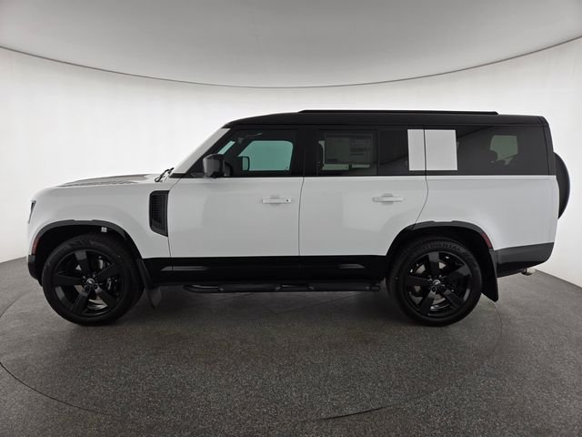 2025 Land Rover Defender V8 - Photo 6
