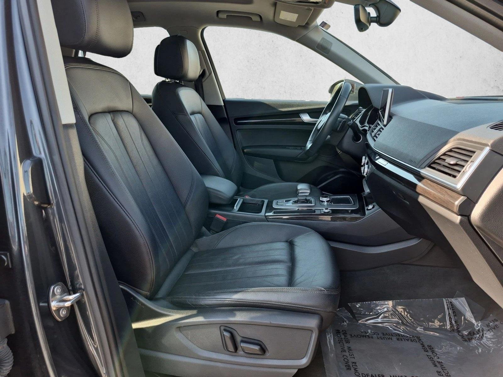 Used 2018 Silver/Gray Audi Premium Plus image 22