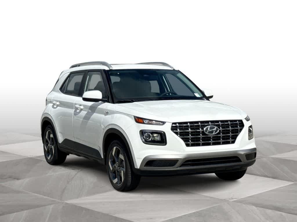 New 2026 Lunar White Hyundai SEL image 2