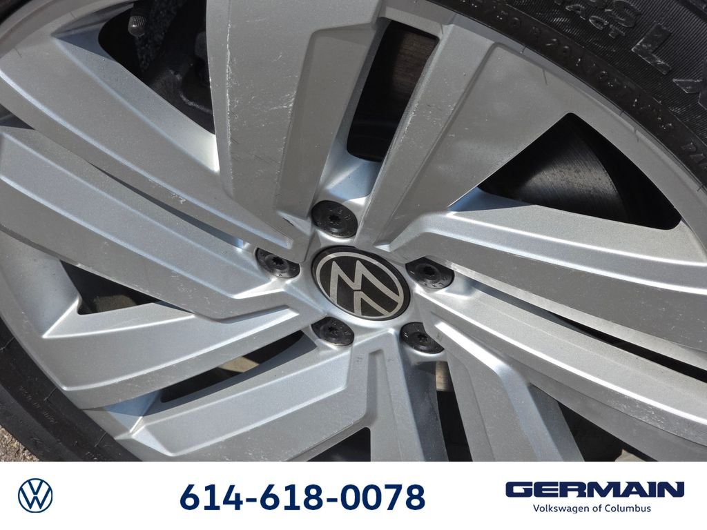 Certified Used 2022 Pure White Volkswagen 2.0T SE w/Technology image 16